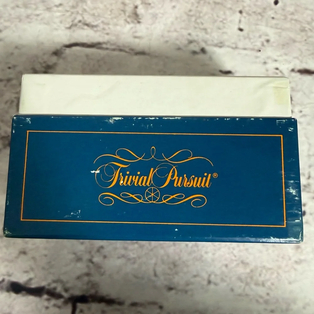 💰5/$20 Vintage VTG Trivial Pursuit Board Game Cards Genus Edition Set